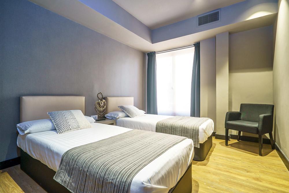 Valencia Luxury - Boutique Paz Apartment Room photo